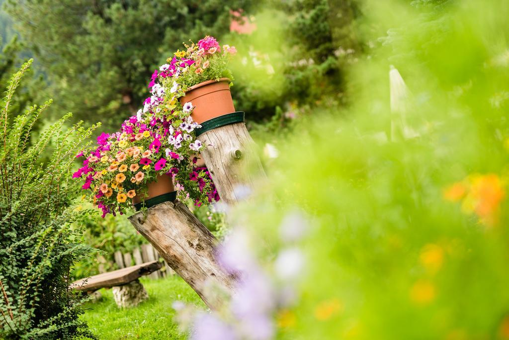 Hotel Dorfer Alpine&Charming Selva di Val Gardena Bagian luar foto